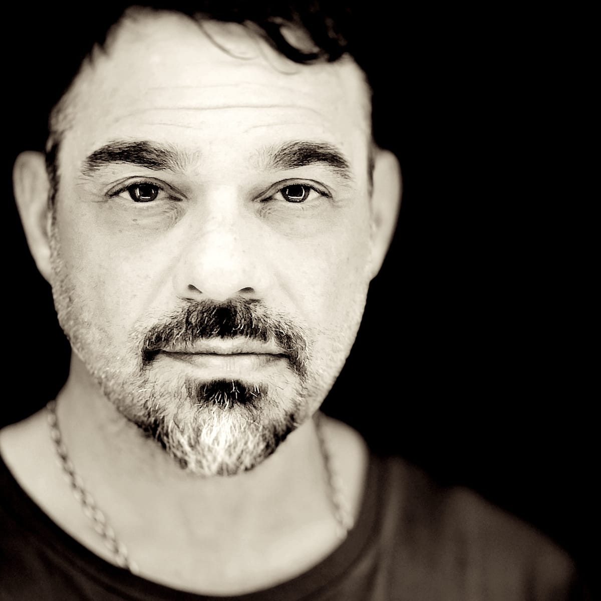 Portrait of Roger Leopardi